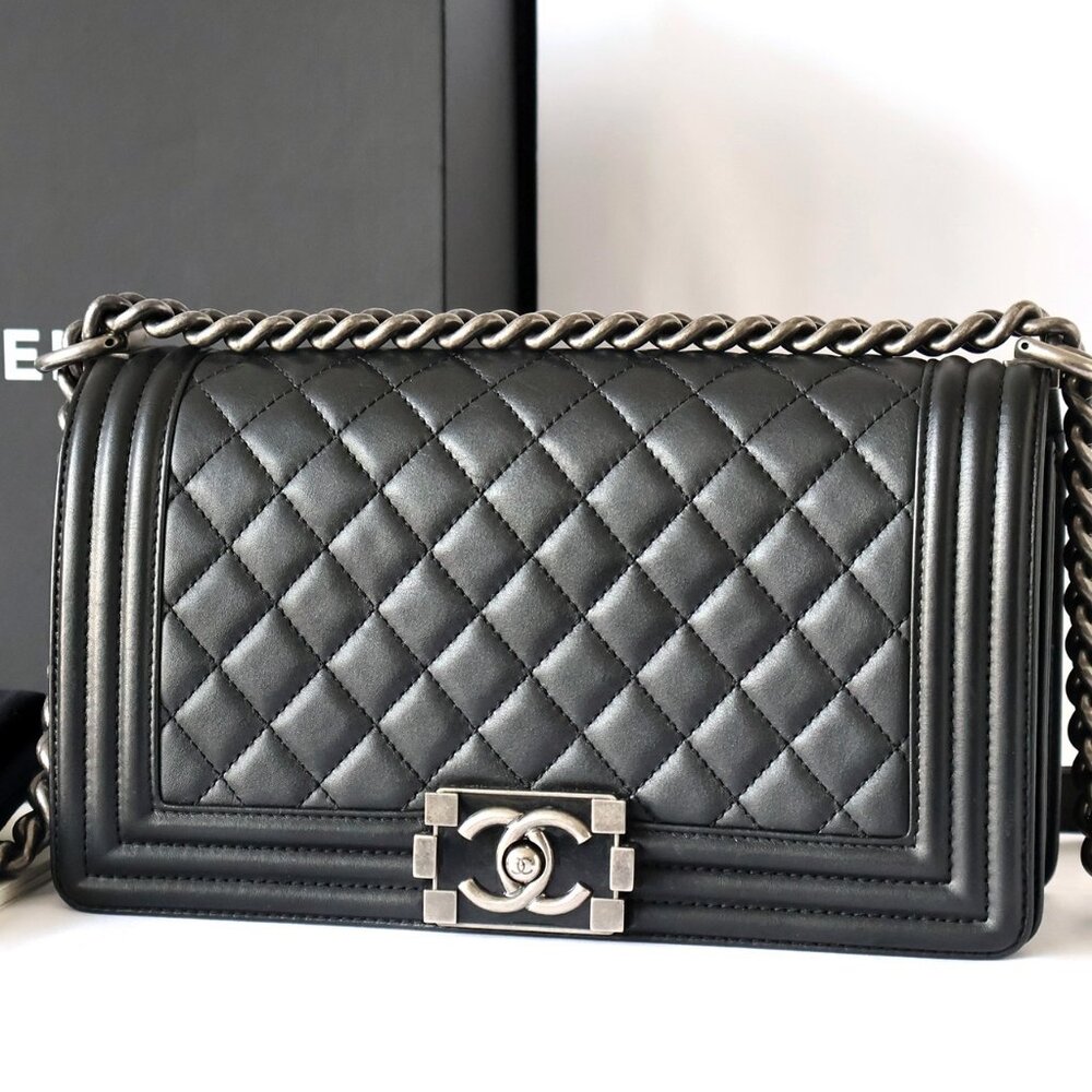 CHANEL Black Quilted Leather Shoulder Bag with Silver Hardware